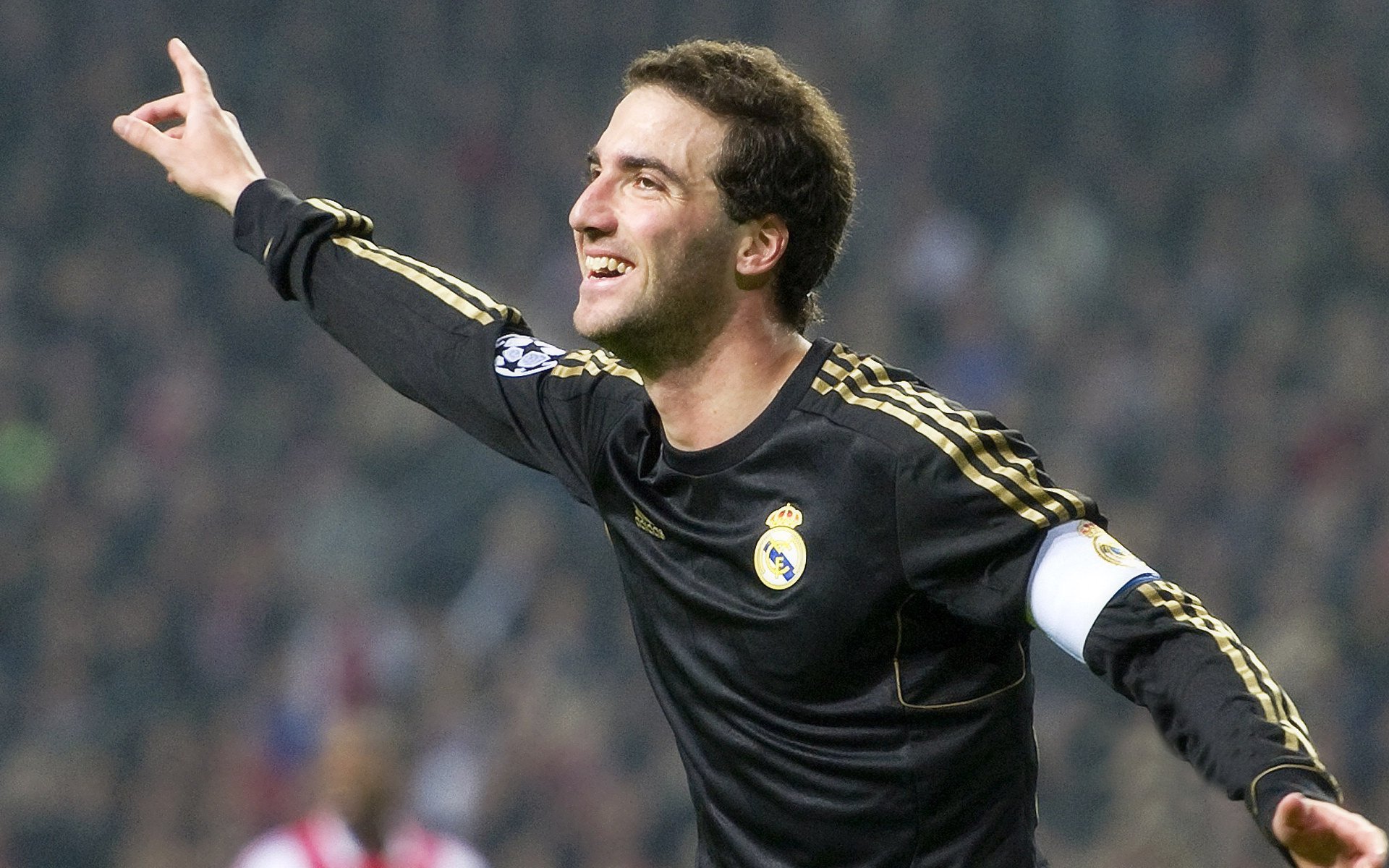 冠军球队球员家庭故事被改编为公益微电影传播正能量，球队冠军感言一句话